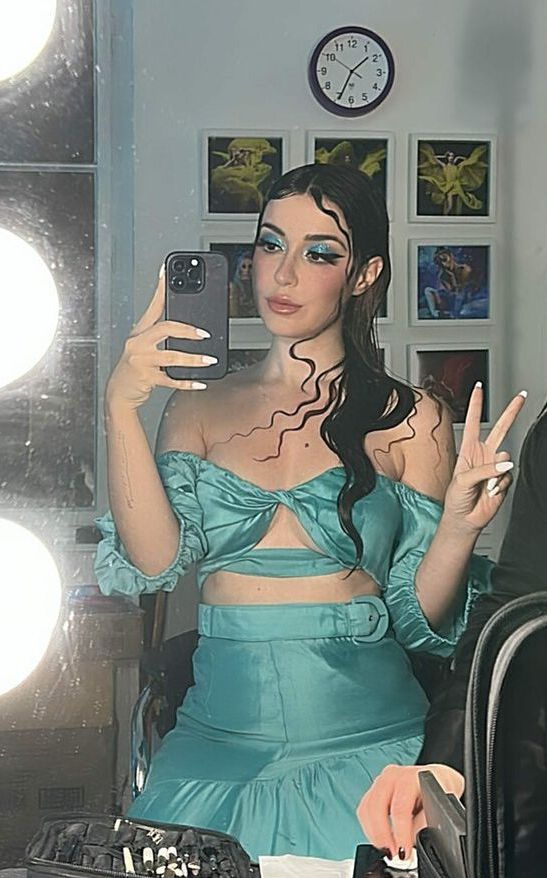 AnniTheDuck nude