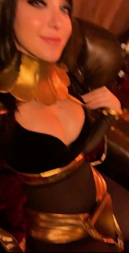 AnniTheDuck nude