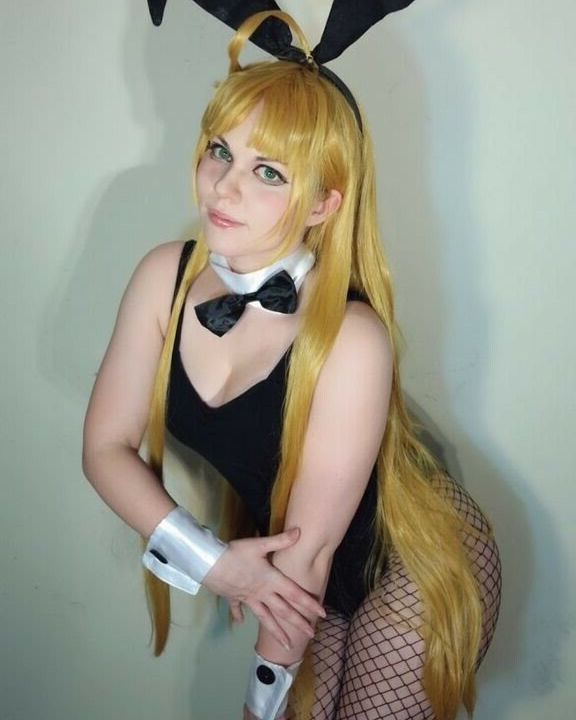Abi Aikou nude