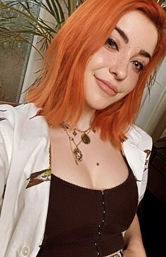 AnniTheDuck nude