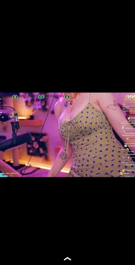 AnniTheDuck nude