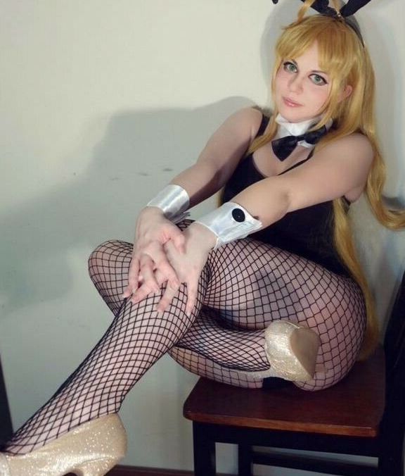 Abi Aikou nude