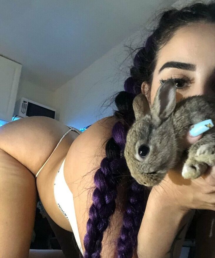 Champagnejennii nude