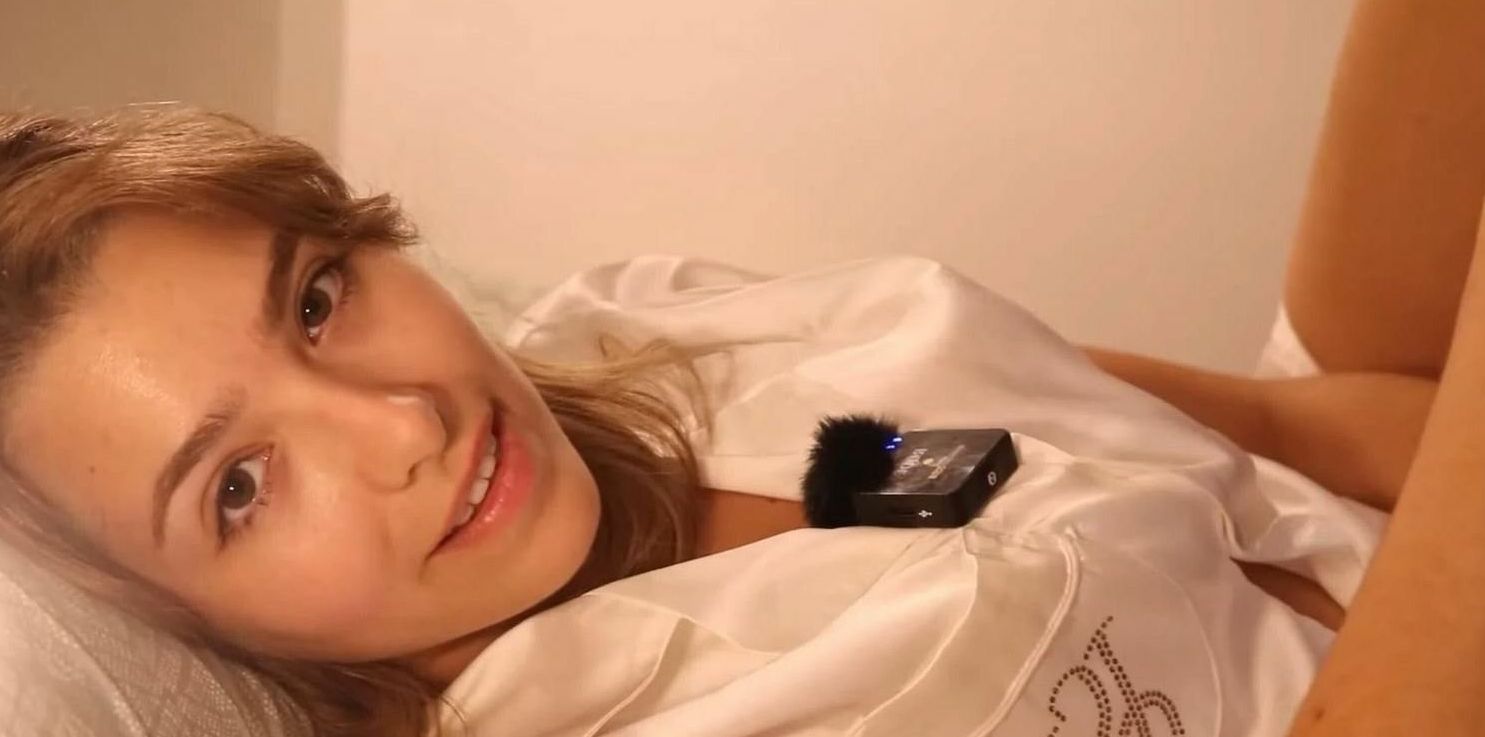 ASMR Glow nude