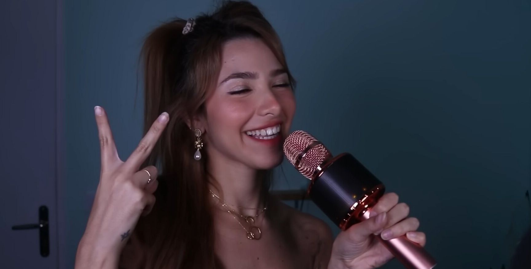 ASMR Glow nude