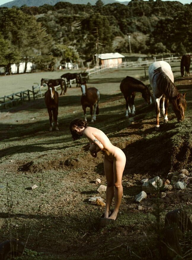 Mazi Moreto nude