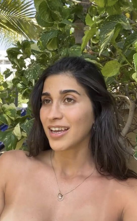 Shir Yaakov nude