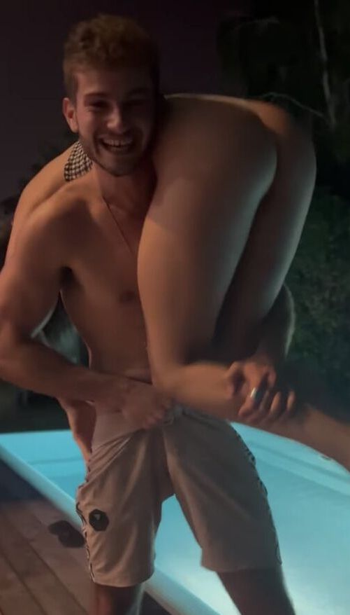 Shir Yaakov nude