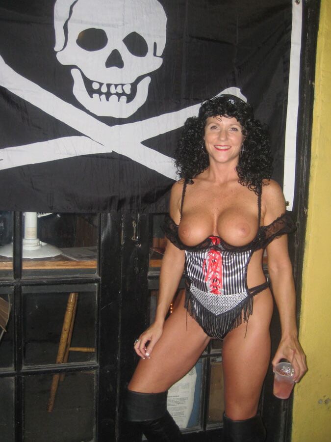 How My Slutty Aunt Dresses When She Is On Party Vacation