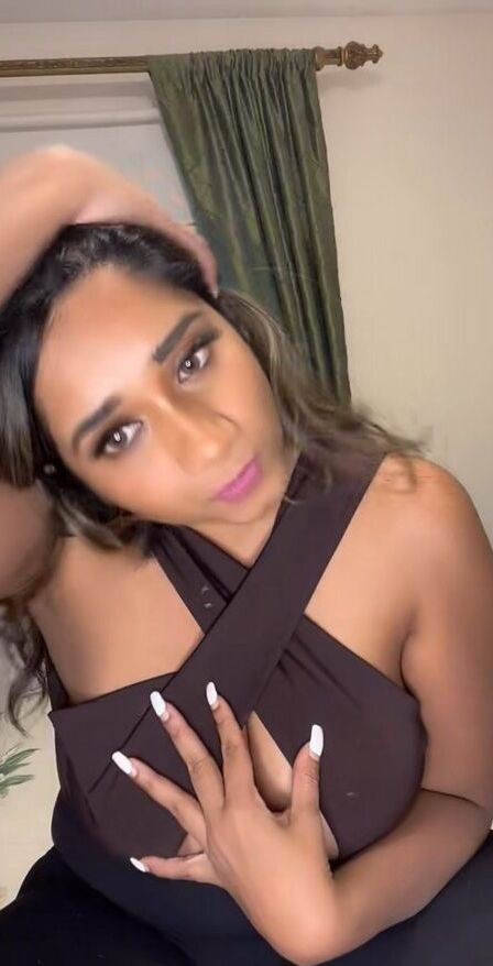 Iconicolee nude