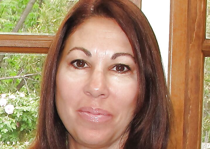 Gman Cum on Face of a Slut Wife from Florida USA