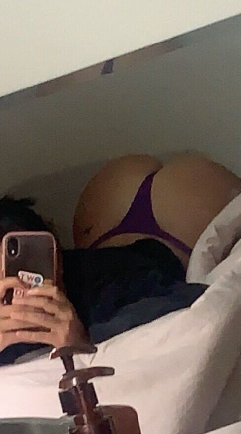 Lola Anne nude