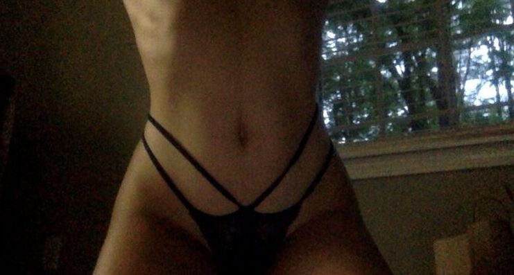 Lola Anne nude