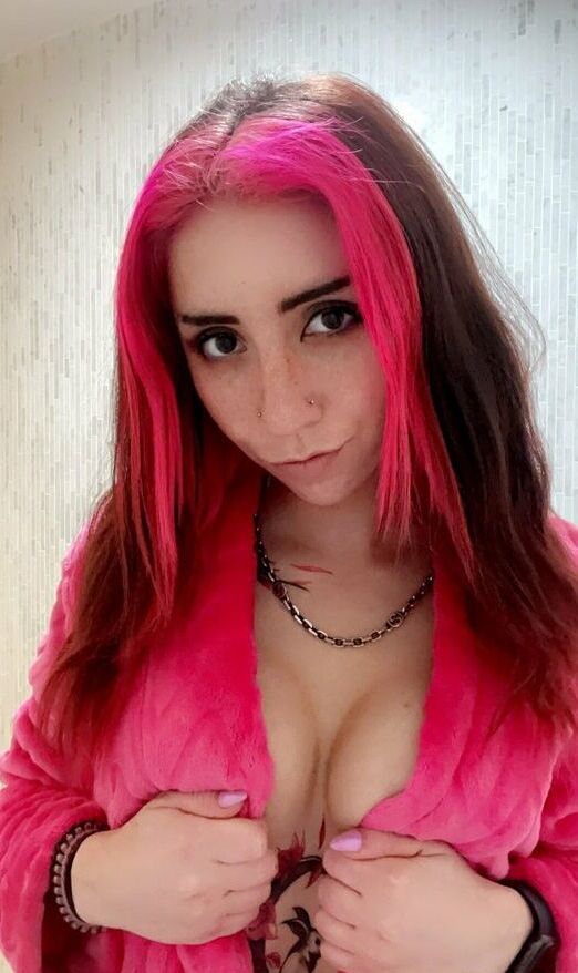 Redjeepher nude