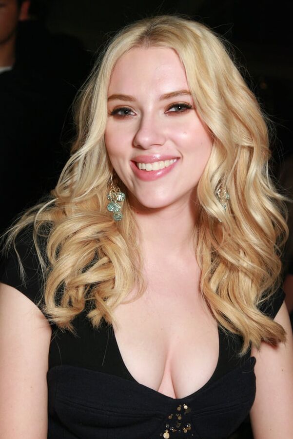 Sexy Scarlett -