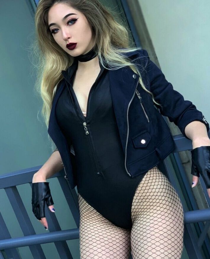 Caytie Cosplay nude