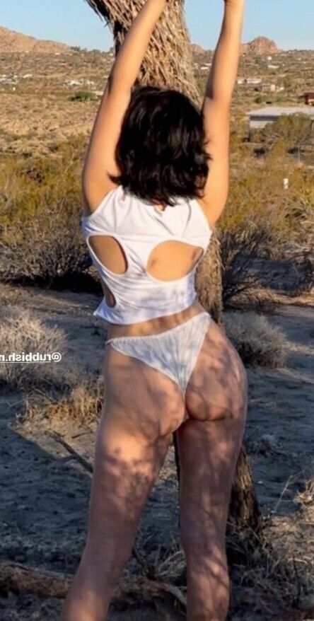 Lydiaren nude