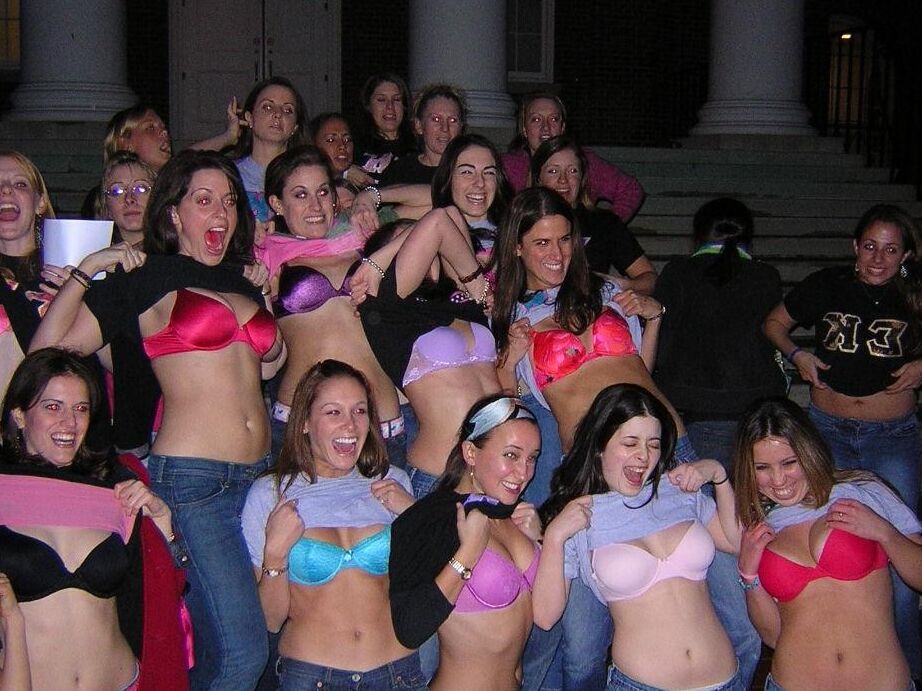 Amateur college girlfriends flashing and topless in public