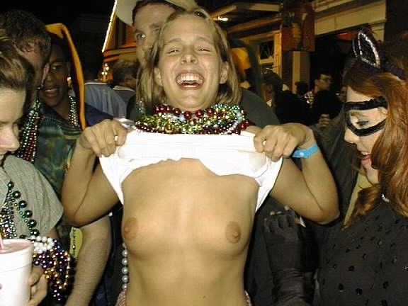 Amateur college girlfriends flashing and topless in public
