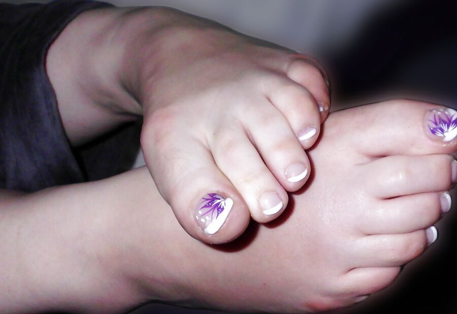 Good Girl -BDSM- Amateur Slave Sexy Feets