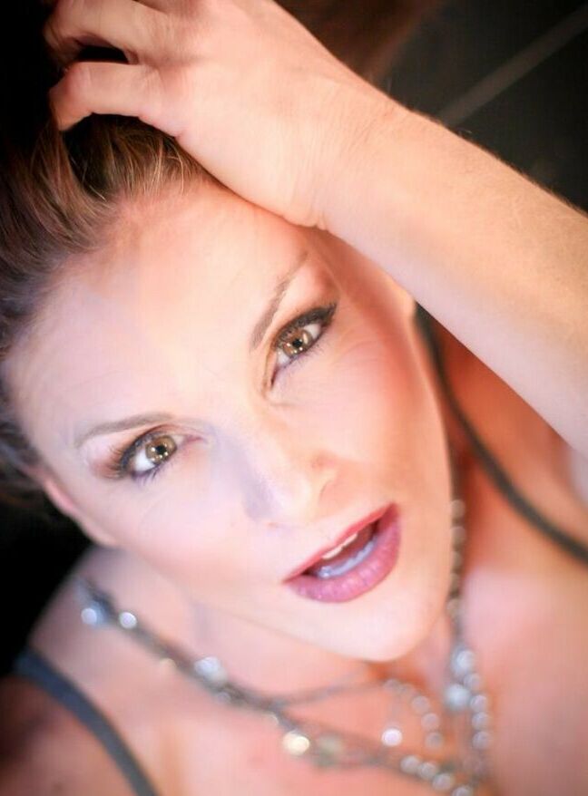 MilfChristine nude