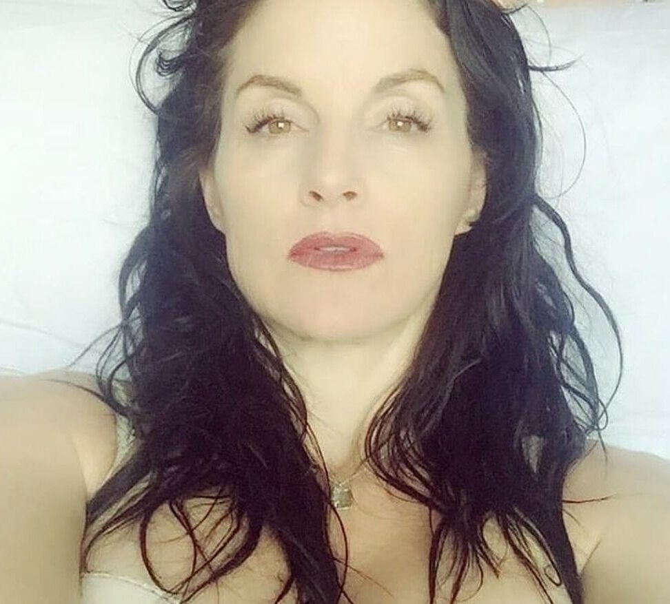 MilfChristine nude