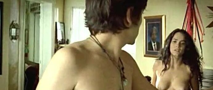 Alice Braga nude