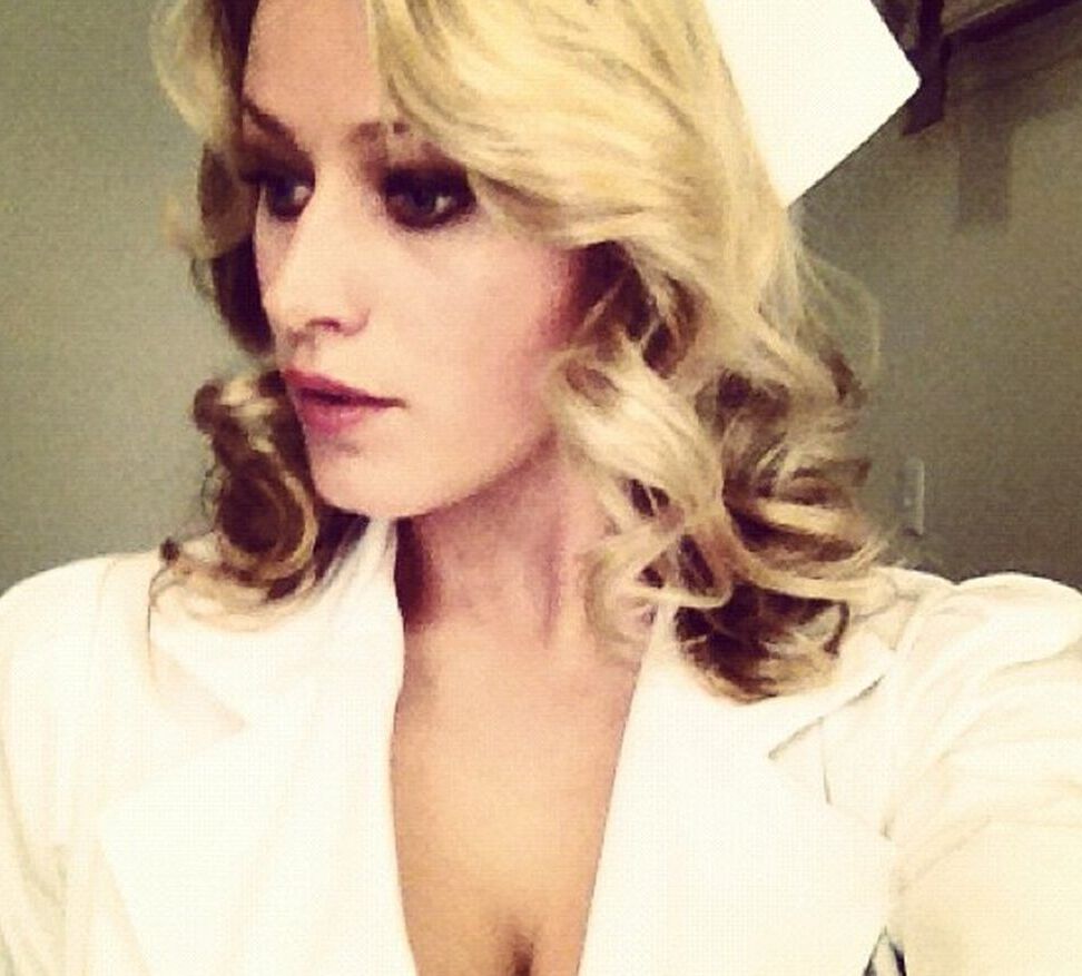 Olivia Taylor Dudley nude
