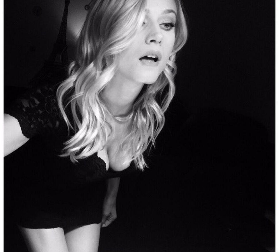 Olivia Taylor Dudley nude