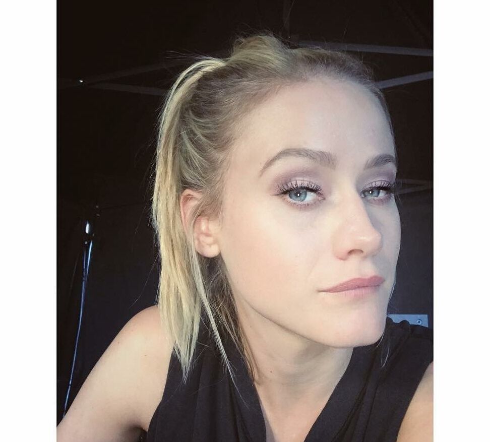 Olivia Taylor Dudley nude