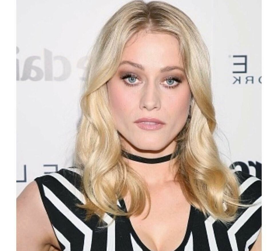 Olivia Taylor Dudley nude