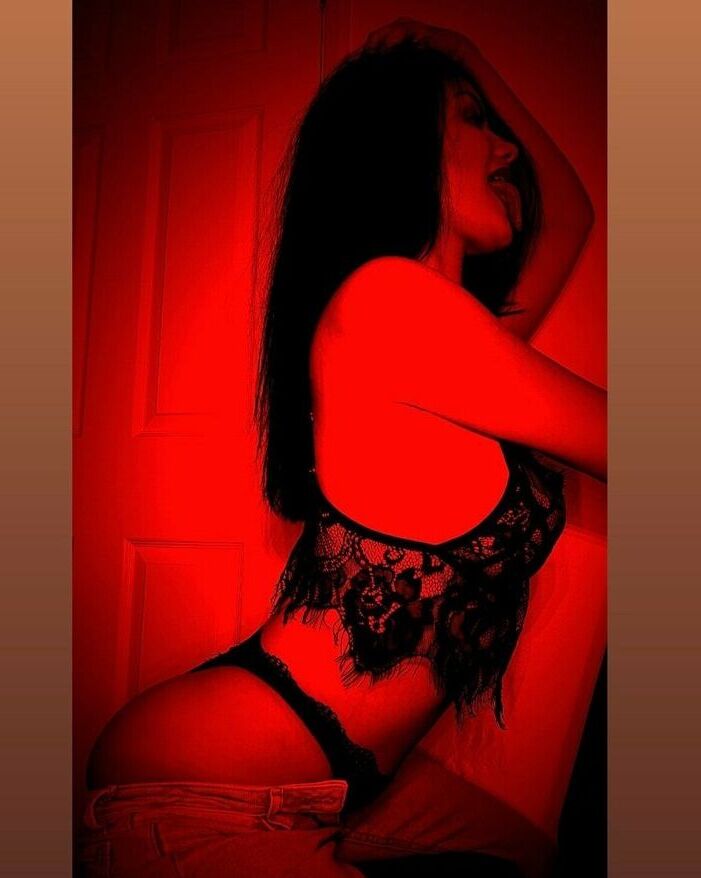 Amariaaaaaa_ nude