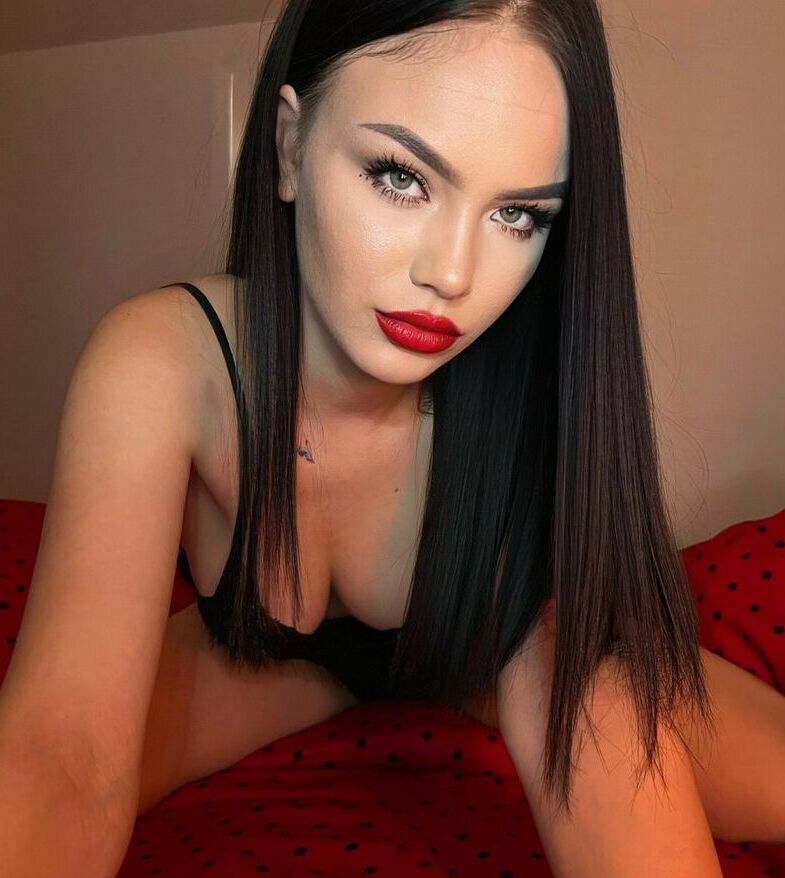 Amariaaaaaa_ nude