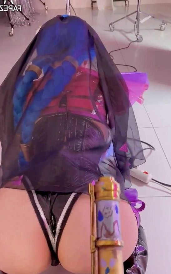 Oichi Chan nude