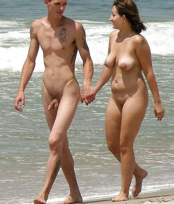 NAKED COUPLES