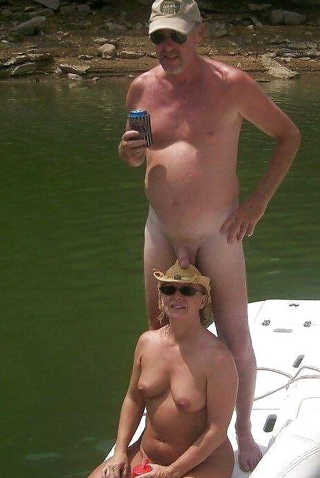 NAKED COUPLES