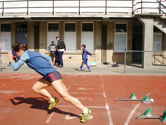 Sarah-DeHerdt    track and field