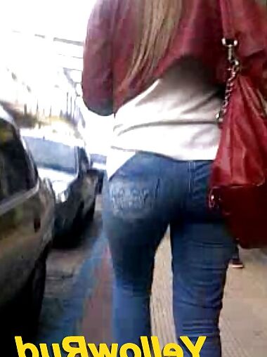 Mommy Hot Ass - BR