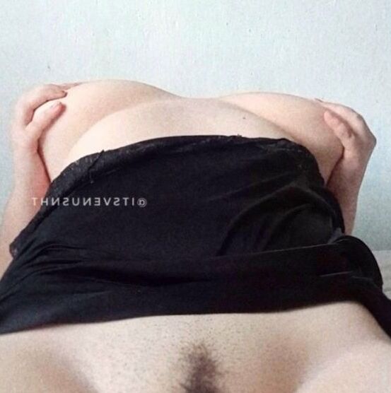 Gi Martin nude