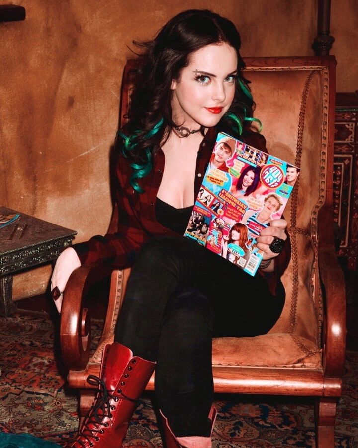 Elizabeth Gillies hot
