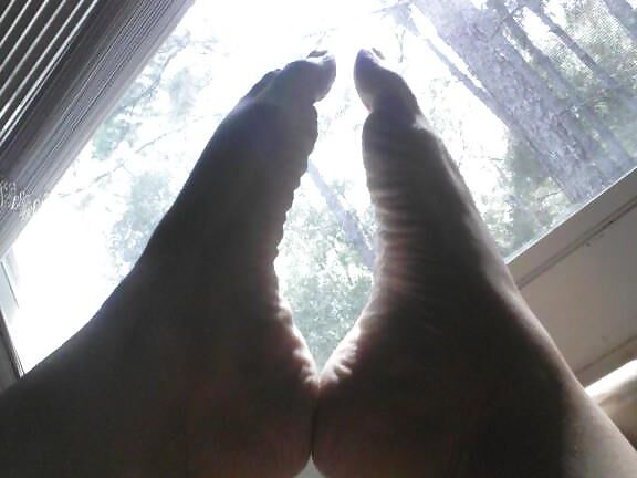 Face Book Feet