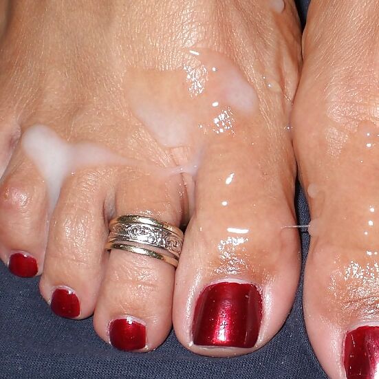 Face Book Feet