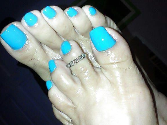 Face Book Feet