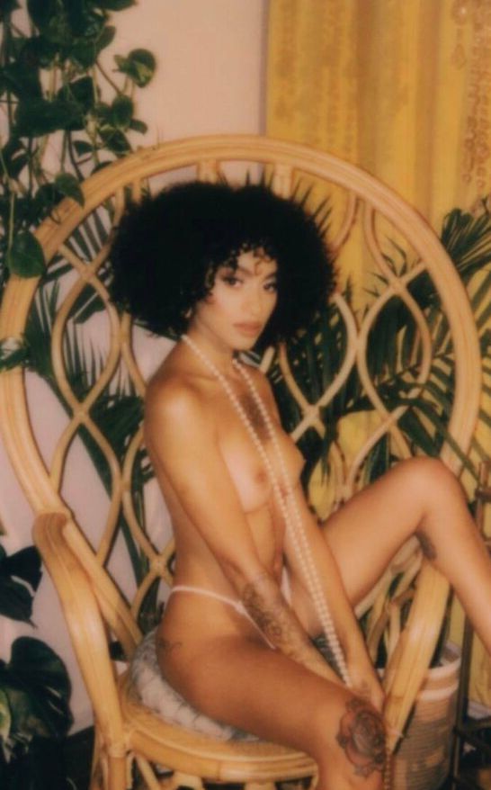 Sunnibytch nude