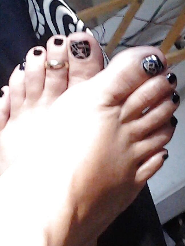 Face Book Feet