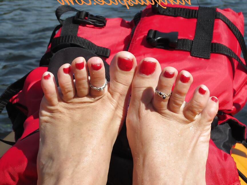 Face Book Feet