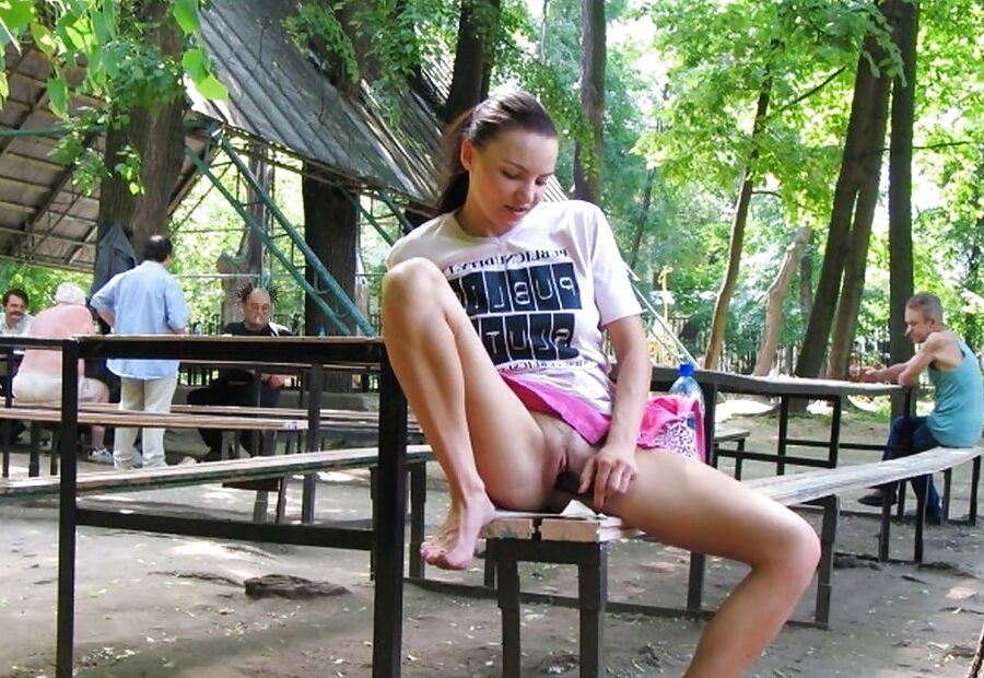 Girls use Dildos in Public