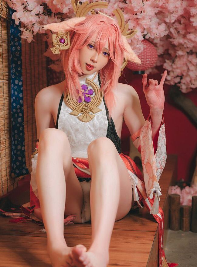Zhizhi nude