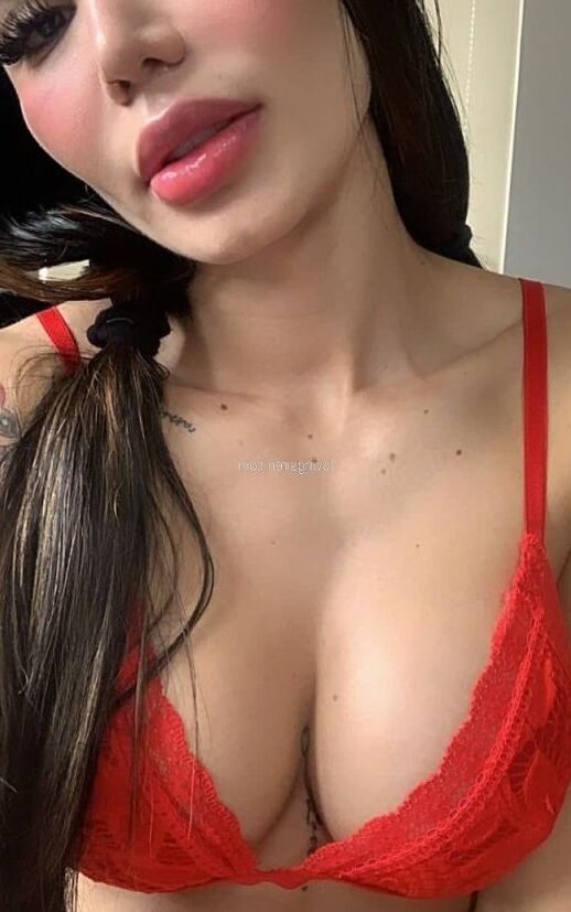 Karoline Rodriguez nude