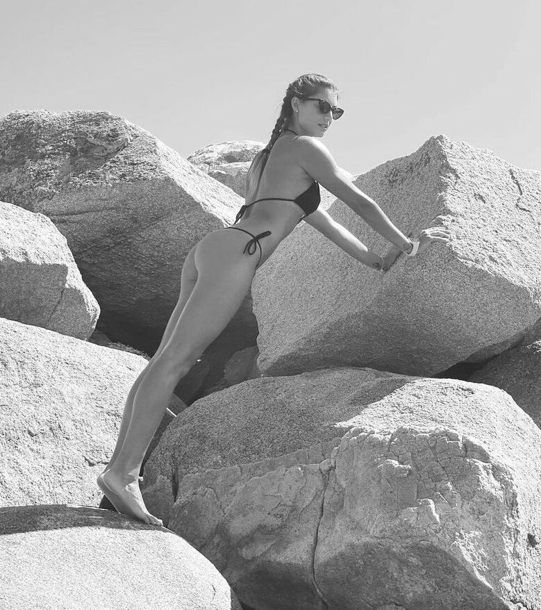 Corinna Dentoni nude